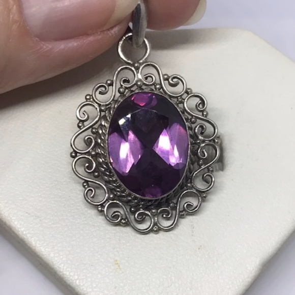 9.5 Carat Amethyst in Filigree Sterling Pendant - Picture 6 of 6
